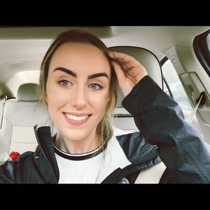 Meet your Posher, Gretchen